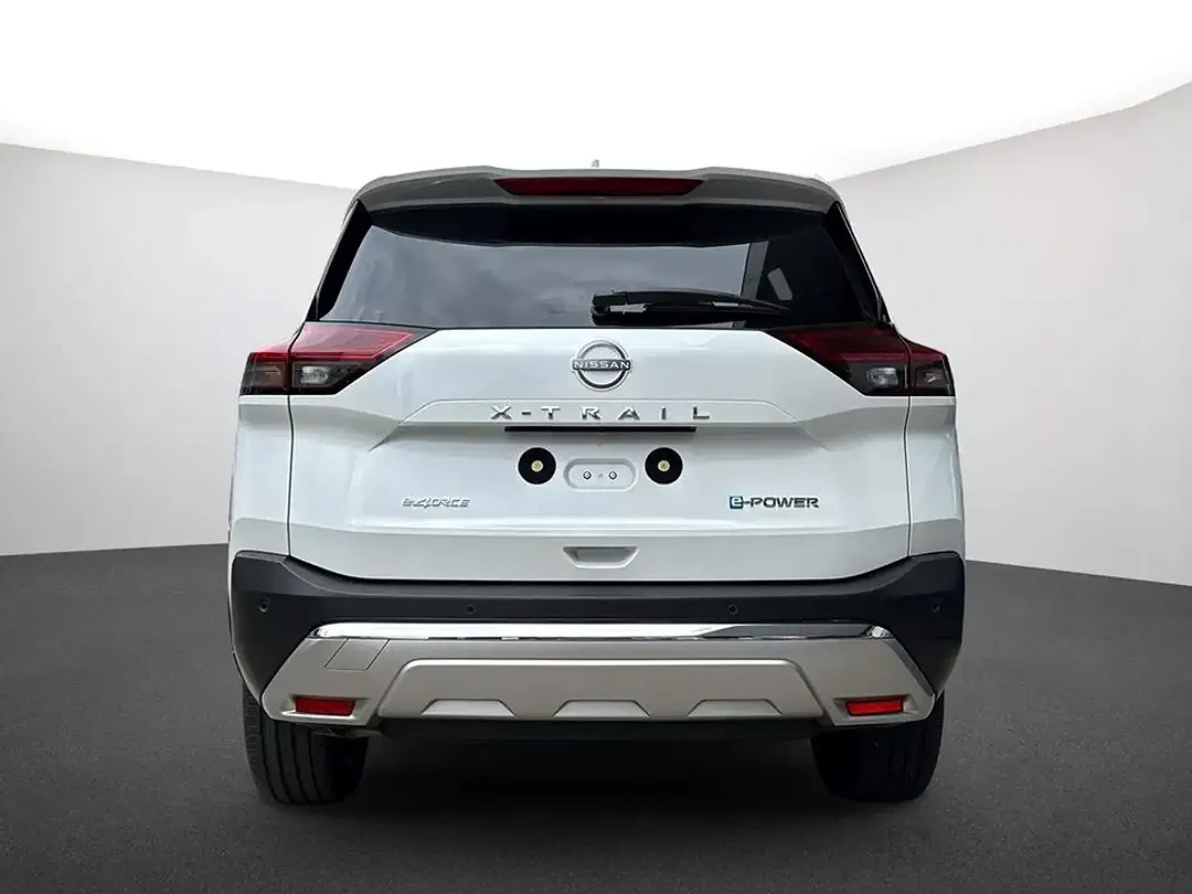 Nissan X-Trail - Thumbnail 3