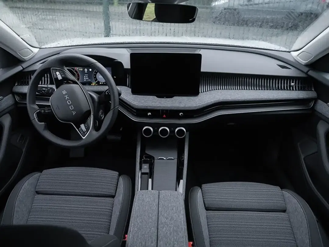 Skoda Superb - Thumbnail 5