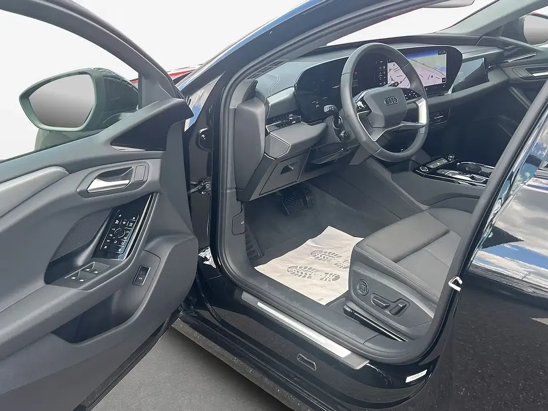 Audi A6 e-tron - Thumbnail 12