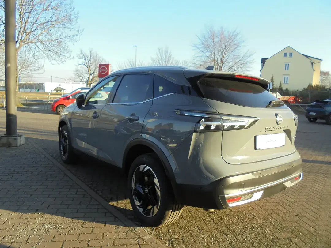 Nissan Qashqai - Thumbnail 5