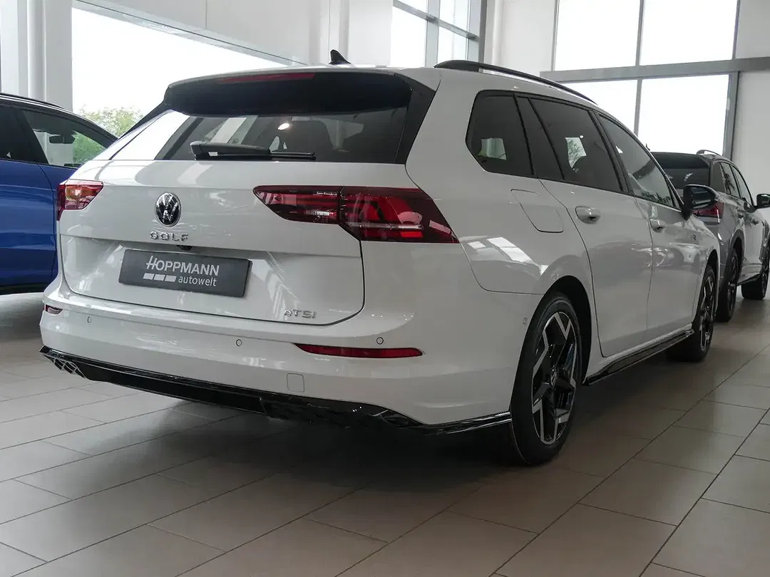Volkswagen Golf Variant - Thumbnail 2