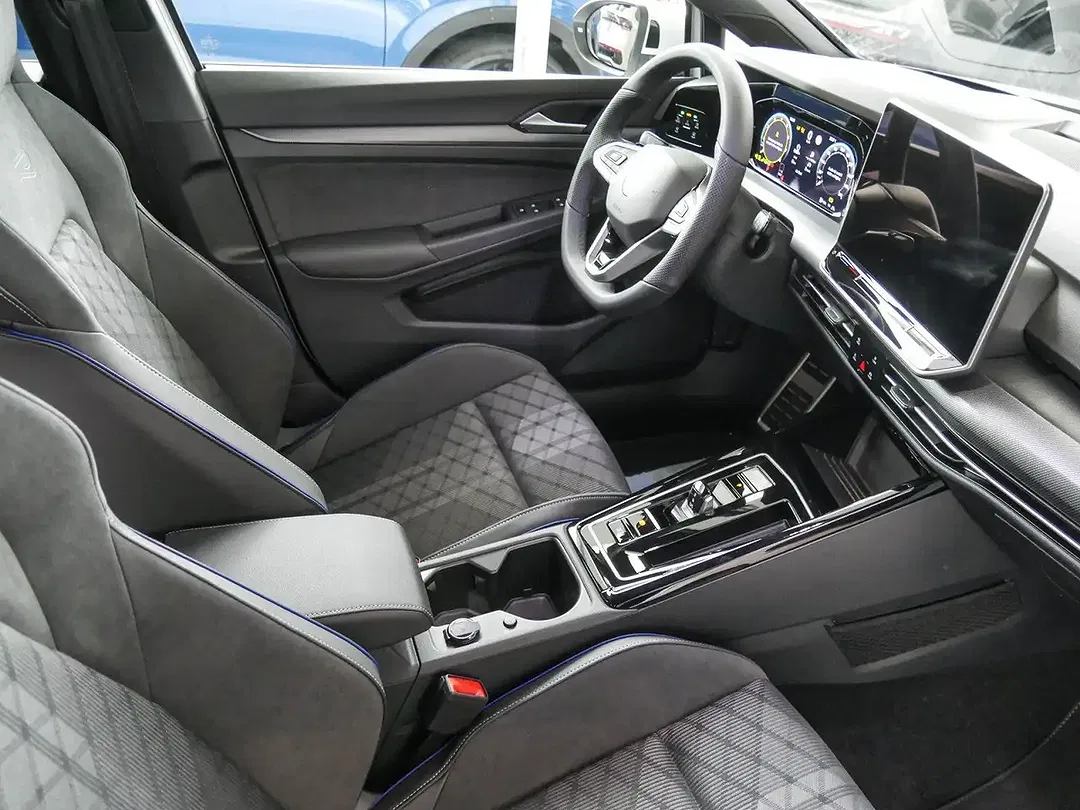 Volkswagen Golf Variant - Thumbnail 3