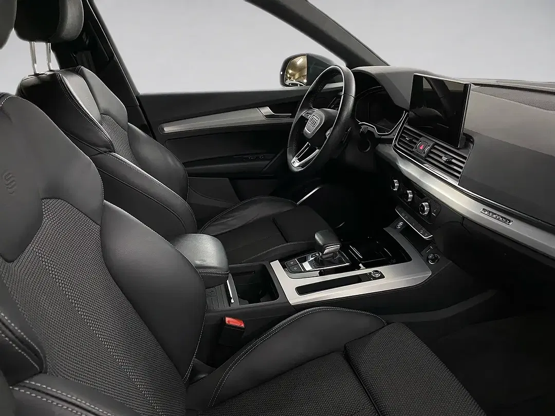 Audi Q5 - Thumbnail 9