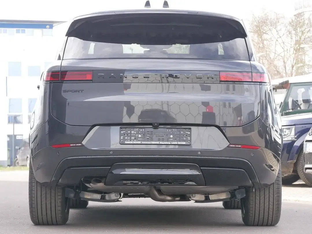 Land Rover Range Rover Sport - Thumbnail 9