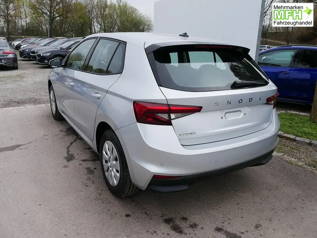 Skoda Fabia - Thumbnail 6