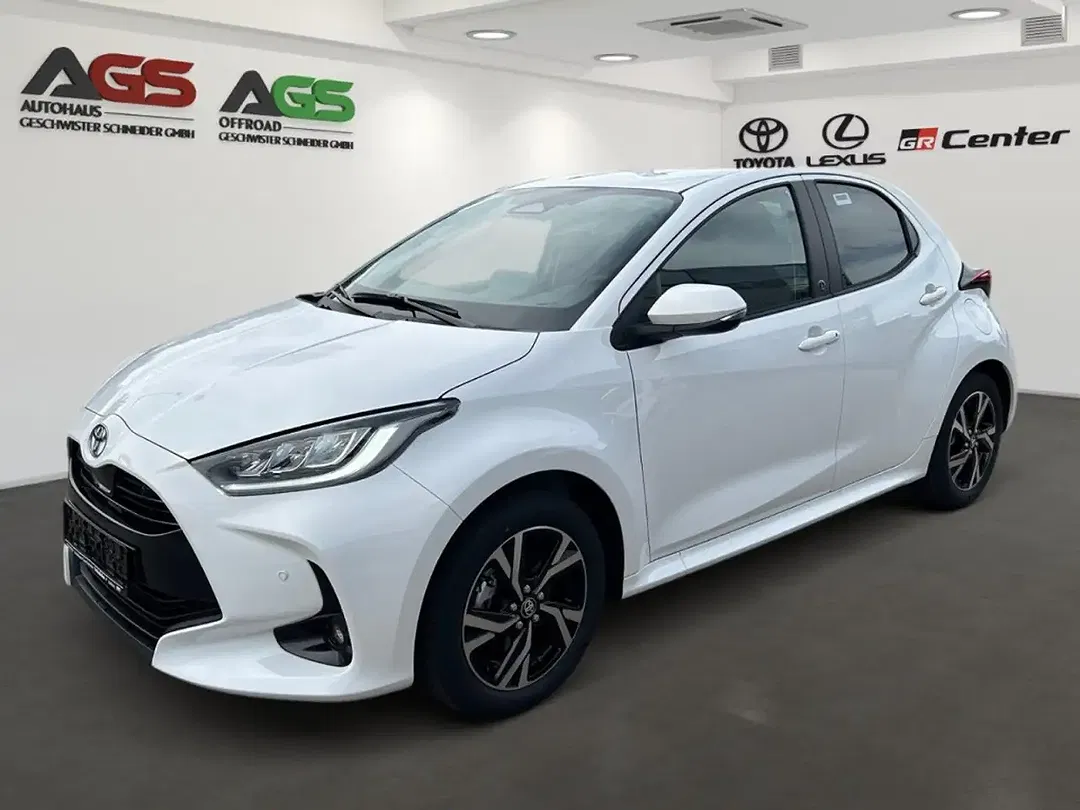 Toyota Yaris - Thumbnail 1
