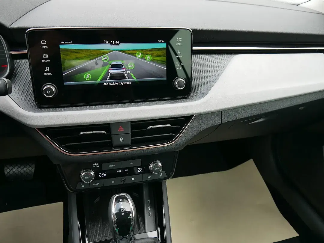 Skoda Kamiq - Thumbnail 14