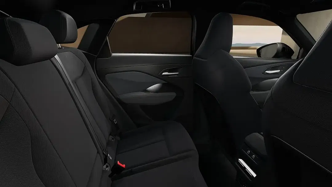Audi Q3 - Thumbnail 11