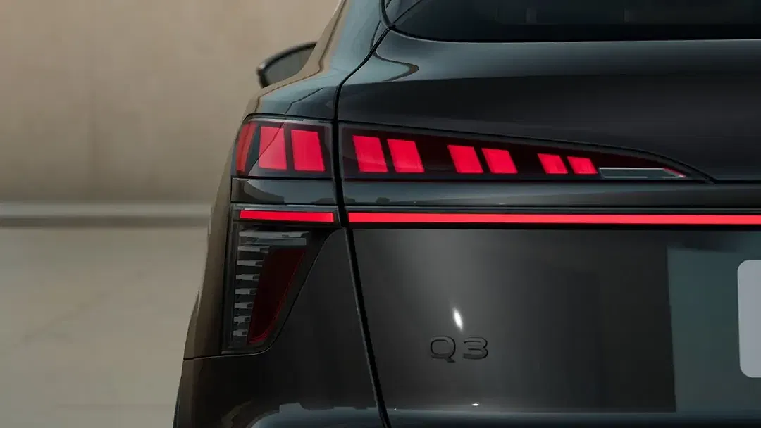 Audi Q3 - Thumbnail 7