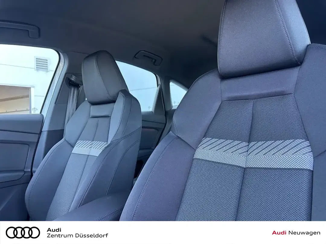 Audi Q4 e-tron - Thumbnail 13