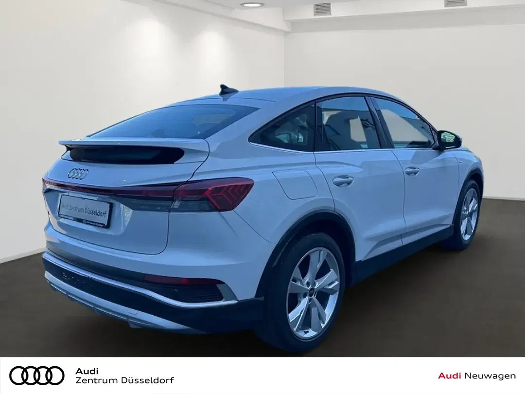 Audi Q4 e-tron - Thumbnail 4