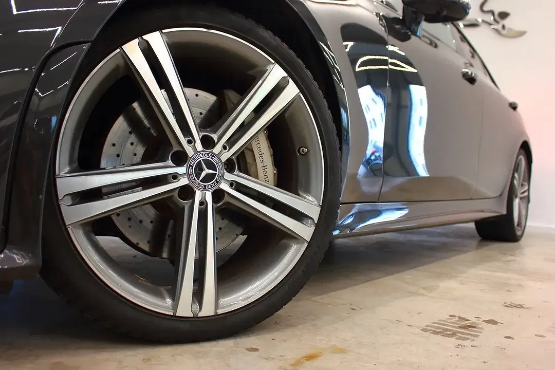 Mercedes-Benz CLS 450 - Thumbnail 12