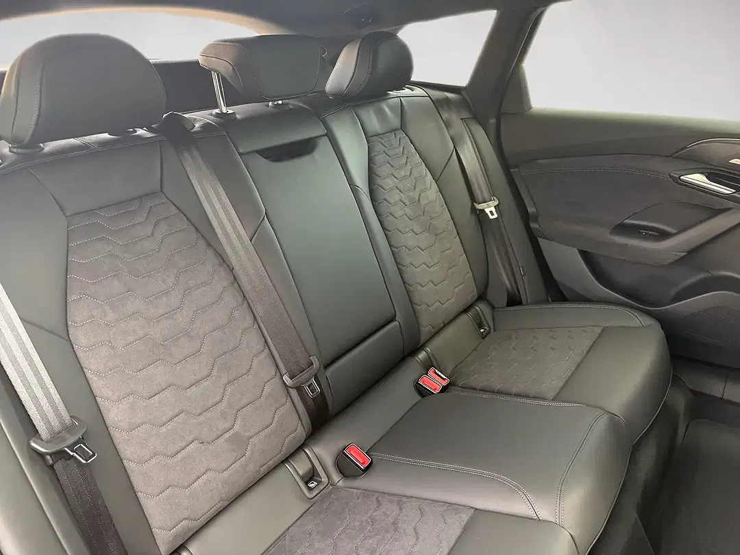 Audi A6 - Thumbnail 9