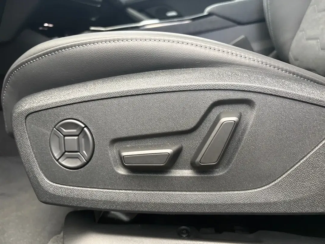 Audi A6 - Thumbnail 14