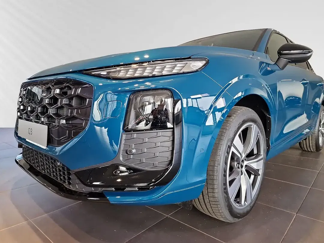 Audi Q3 - Thumbnail 5