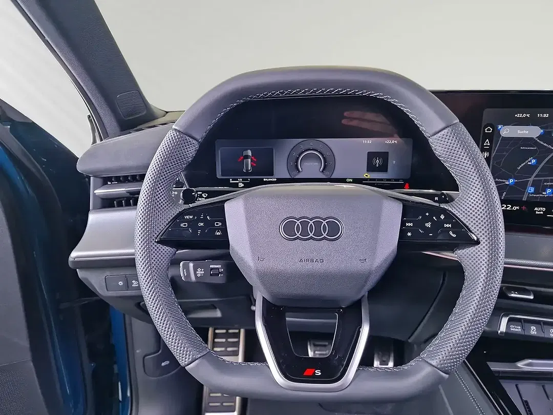 Audi Q3 - Thumbnail 7