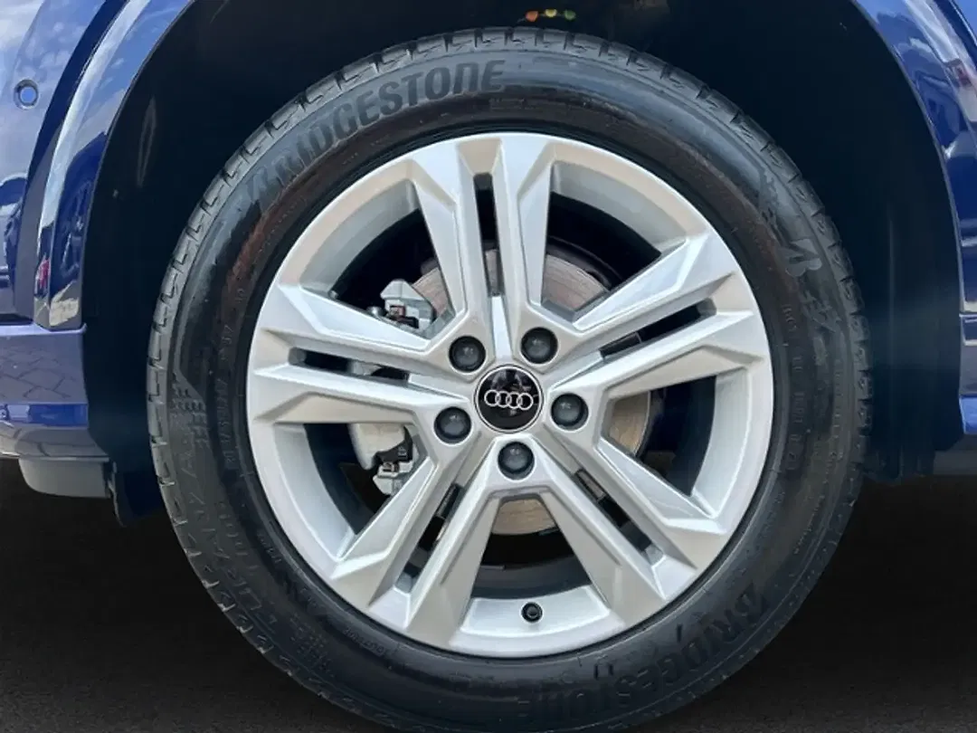 Audi Q2 - Thumbnail 4