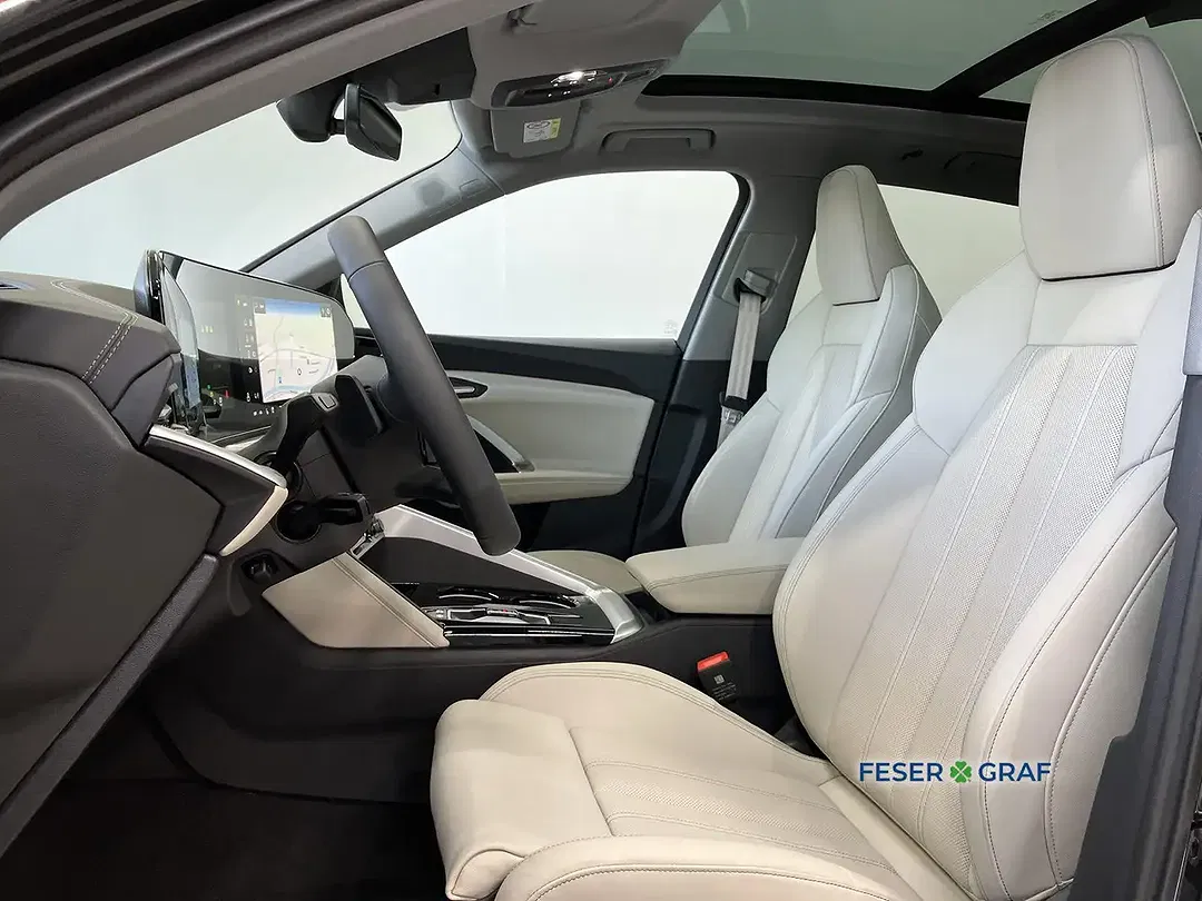 Audi Q5 - Thumbnail 11