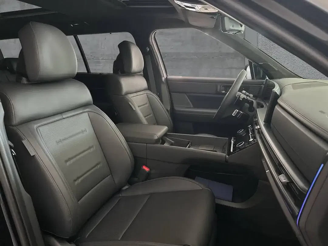 Hyundai SANTA FE - Thumbnail 10