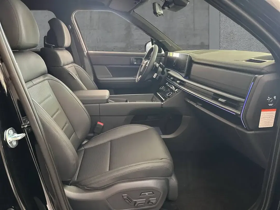 Hyundai SANTA FE - Thumbnail 9