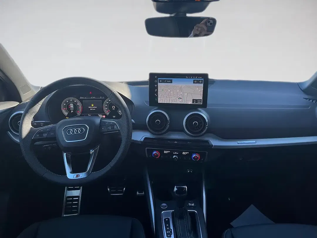 Audi Q2 - Thumbnail 10