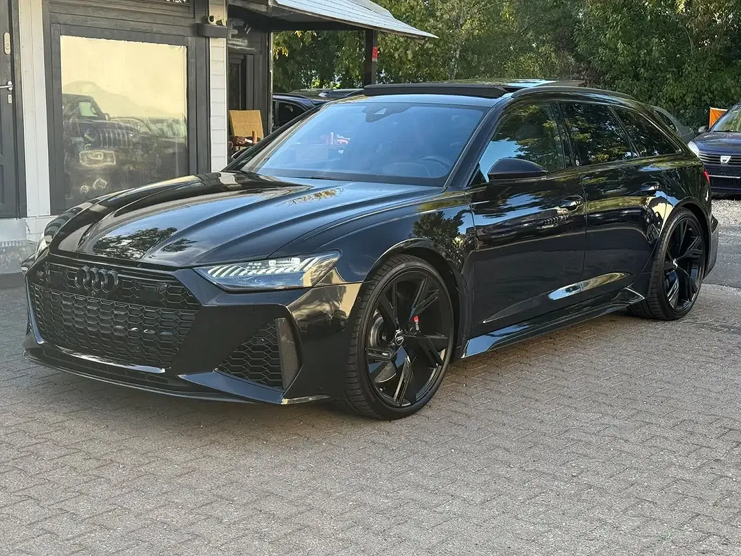 Audi RS6 - Thumbnail 2