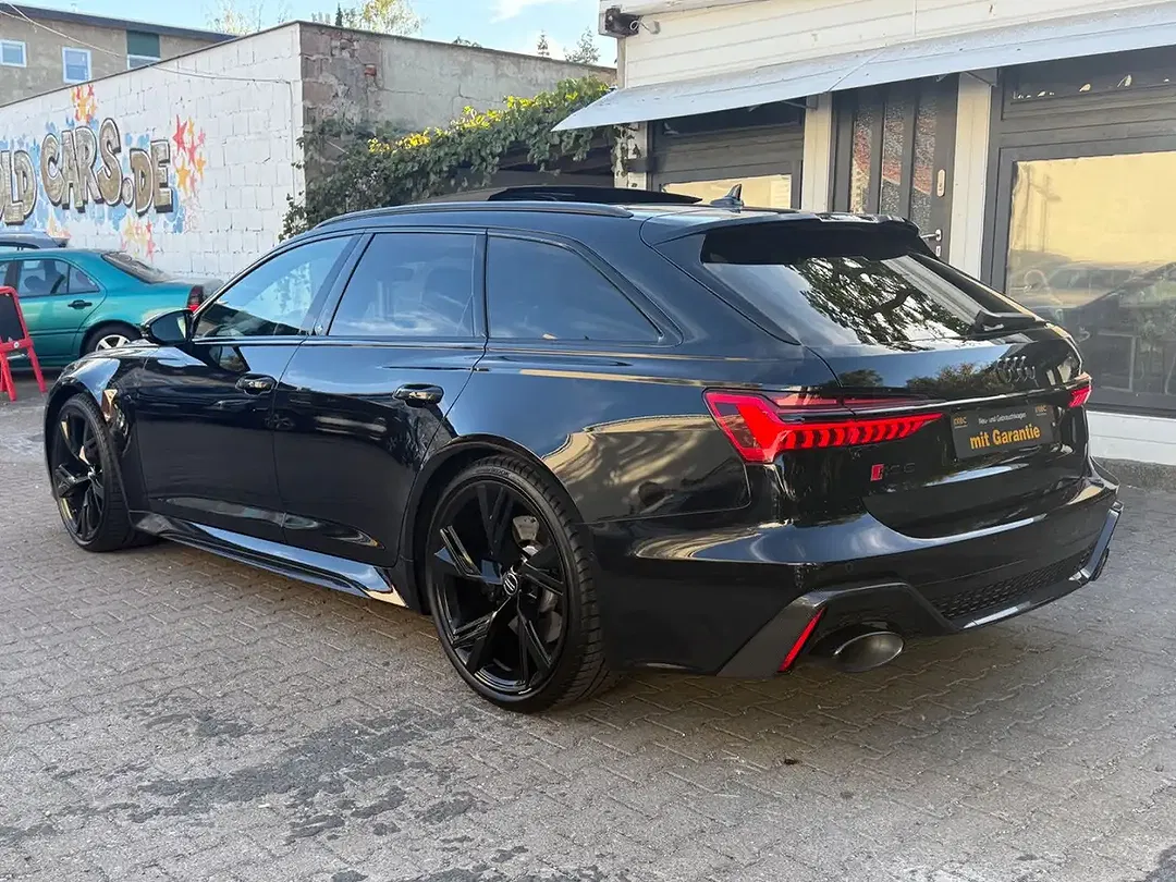 Audi RS6 - Thumbnail 4