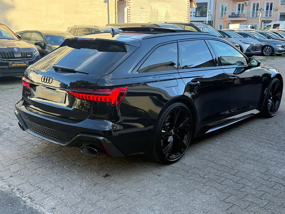 Audi RS6 - Thumbnail 6