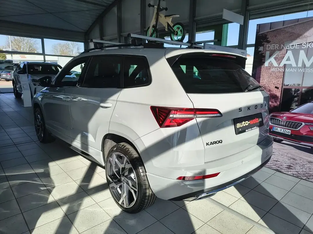 Skoda Karoq - Thumbnail 3