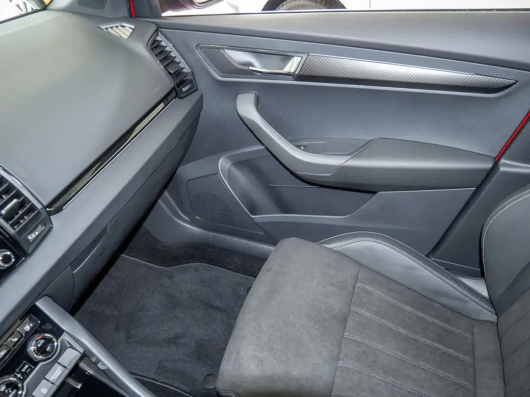 Skoda Karoq - Thumbnail 11