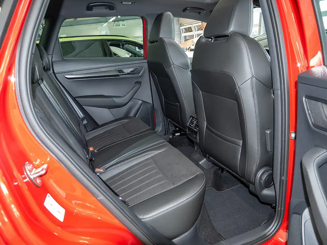 Skoda Karoq - Thumbnail 4