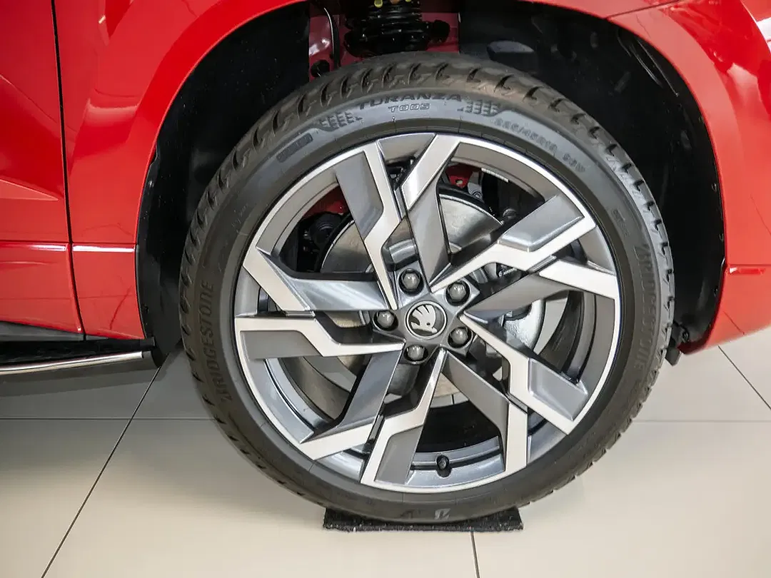 Skoda Karoq - Thumbnail 5
