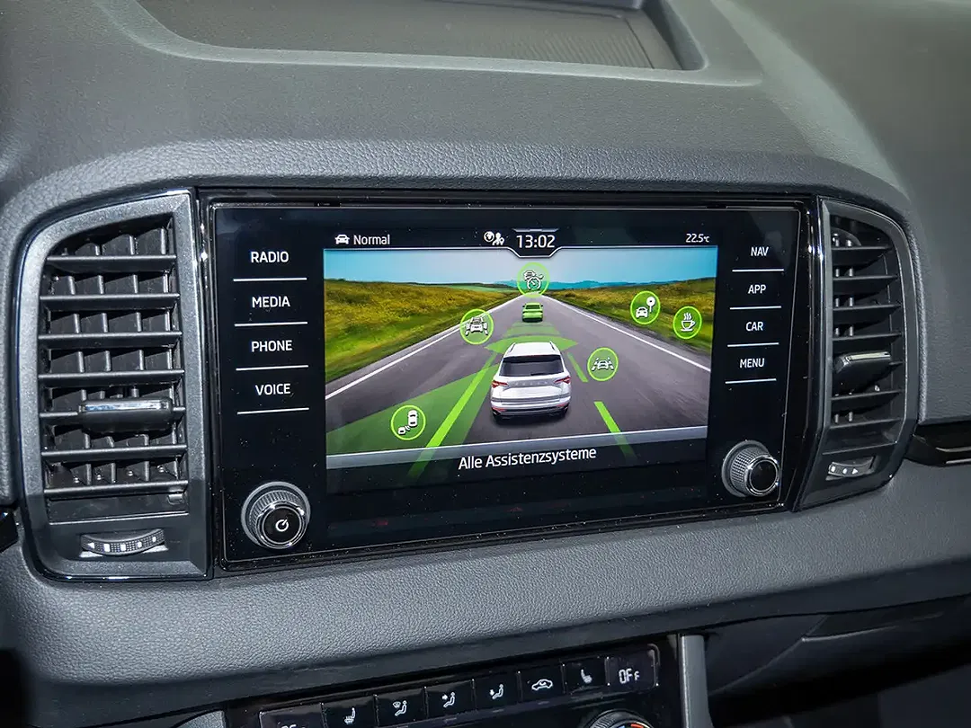 Skoda Karoq - Thumbnail 9