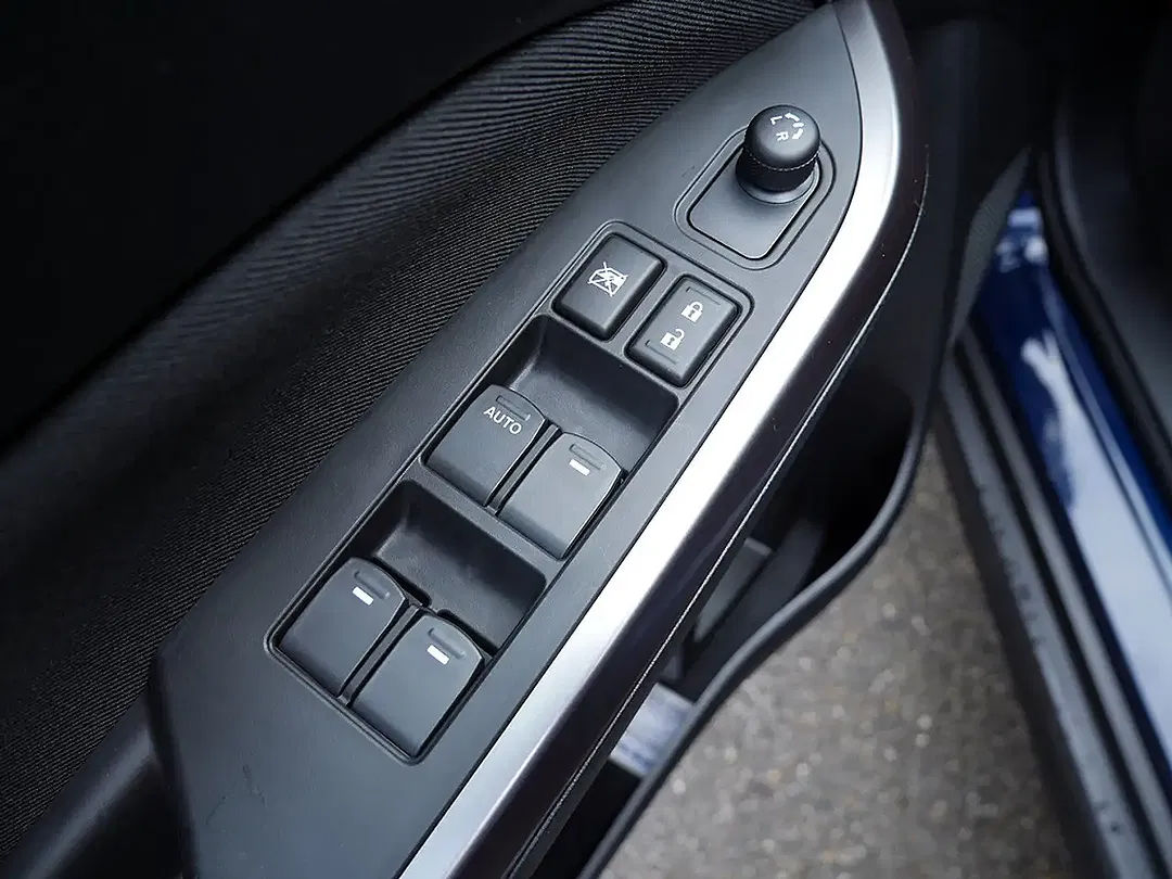 Suzuki Vitara - Thumbnail 10