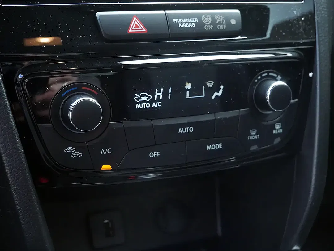 Suzuki Vitara - Thumbnail 15