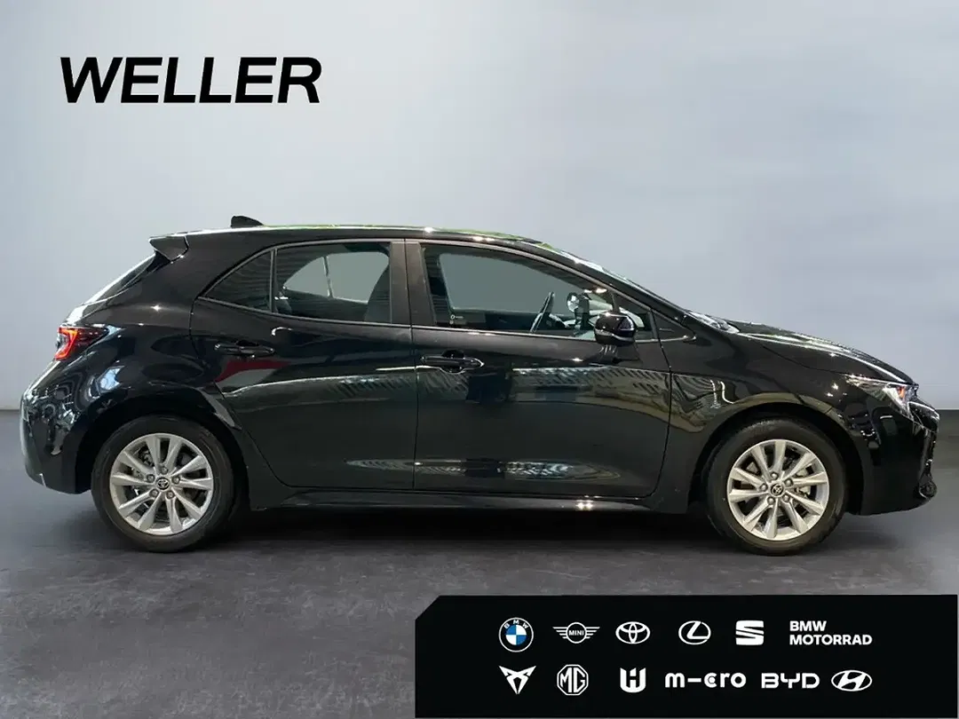 Toyota Corolla - Thumbnail 7