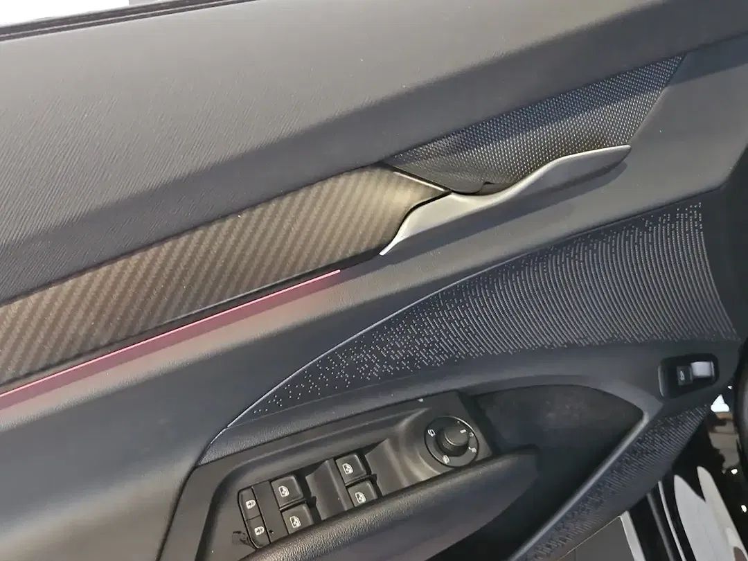 Skoda Enyaq - Thumbnail 9
