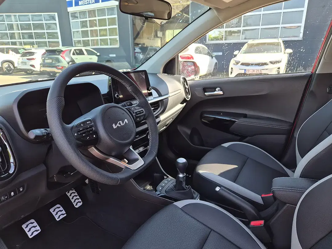 Kia Picanto - Thumbnail 9