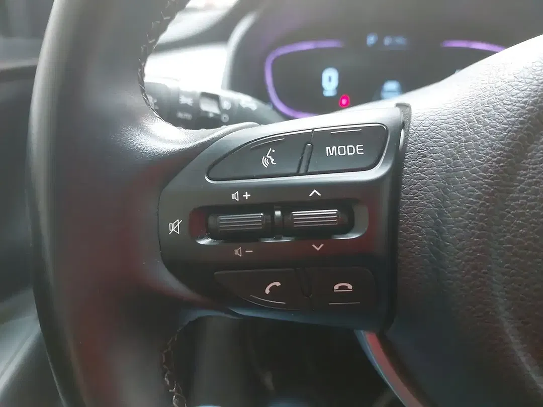 Kia Stonic - Thumbnail 10
