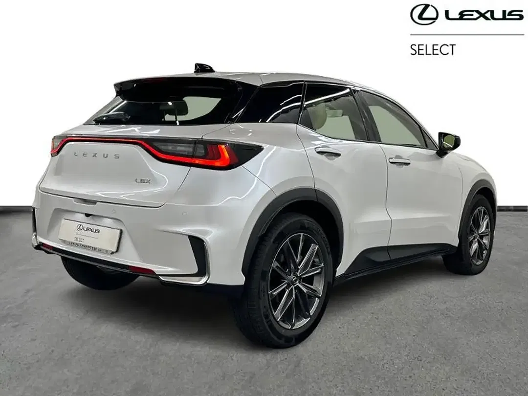 Lexus LBX - Thumbnail 15