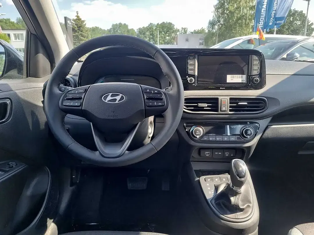 Hyundai i10 - Thumbnail 8