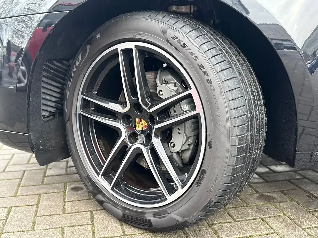 Porsche Macan - Thumbnail 11