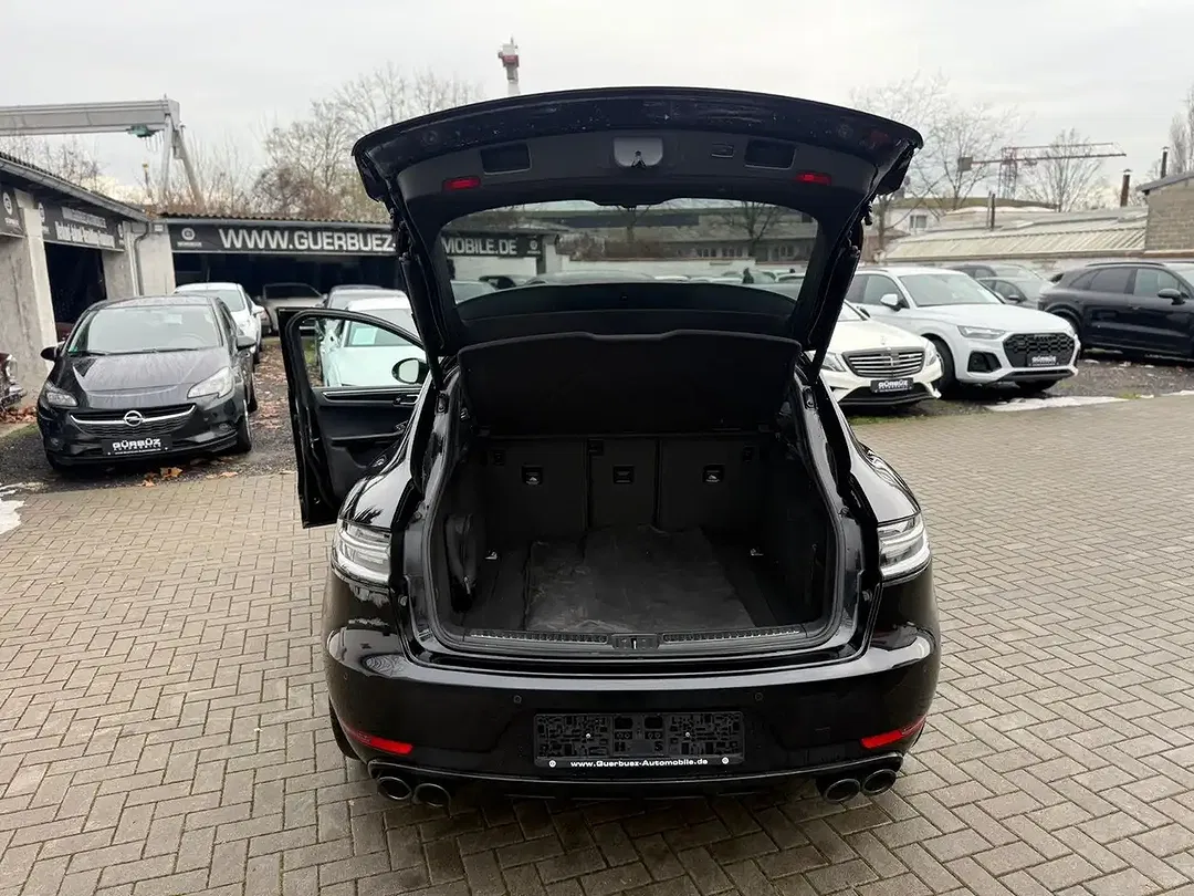 Porsche Macan - Thumbnail 12
