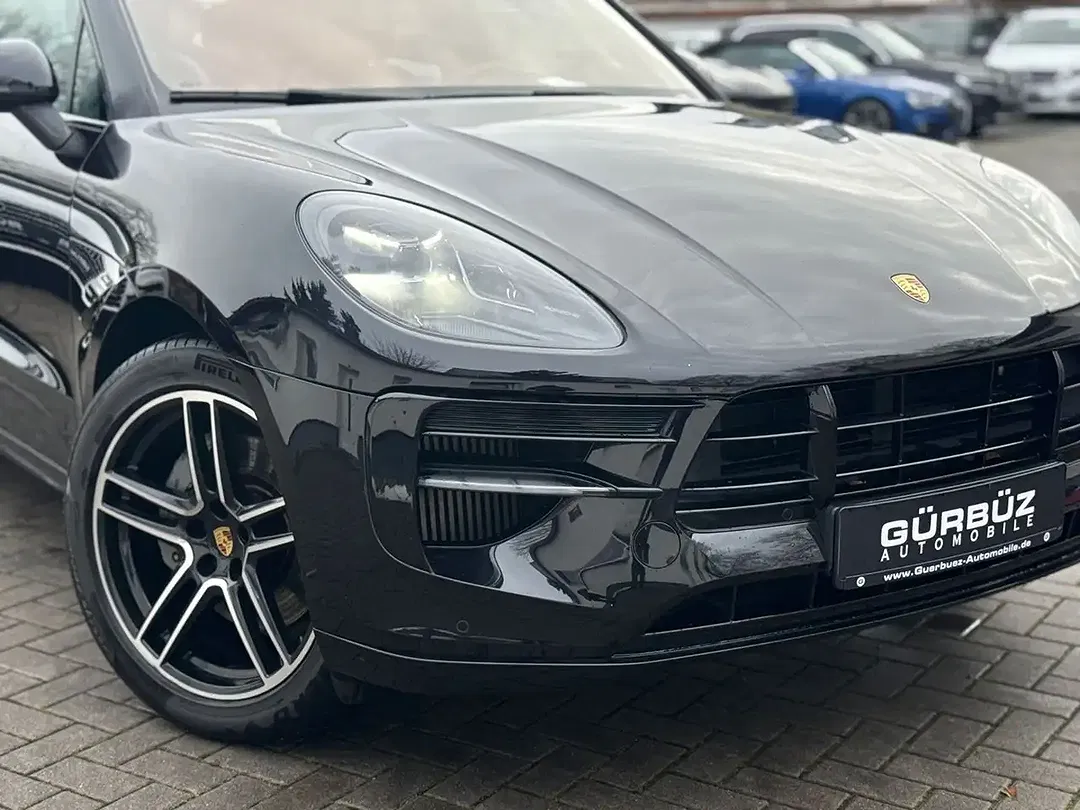 Porsche Macan - Thumbnail 5