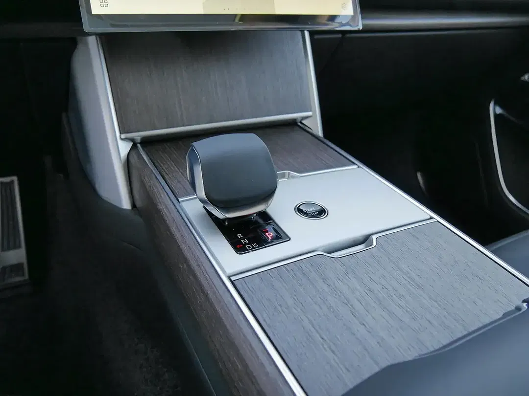 Land Rover Range Rover - Thumbnail 12