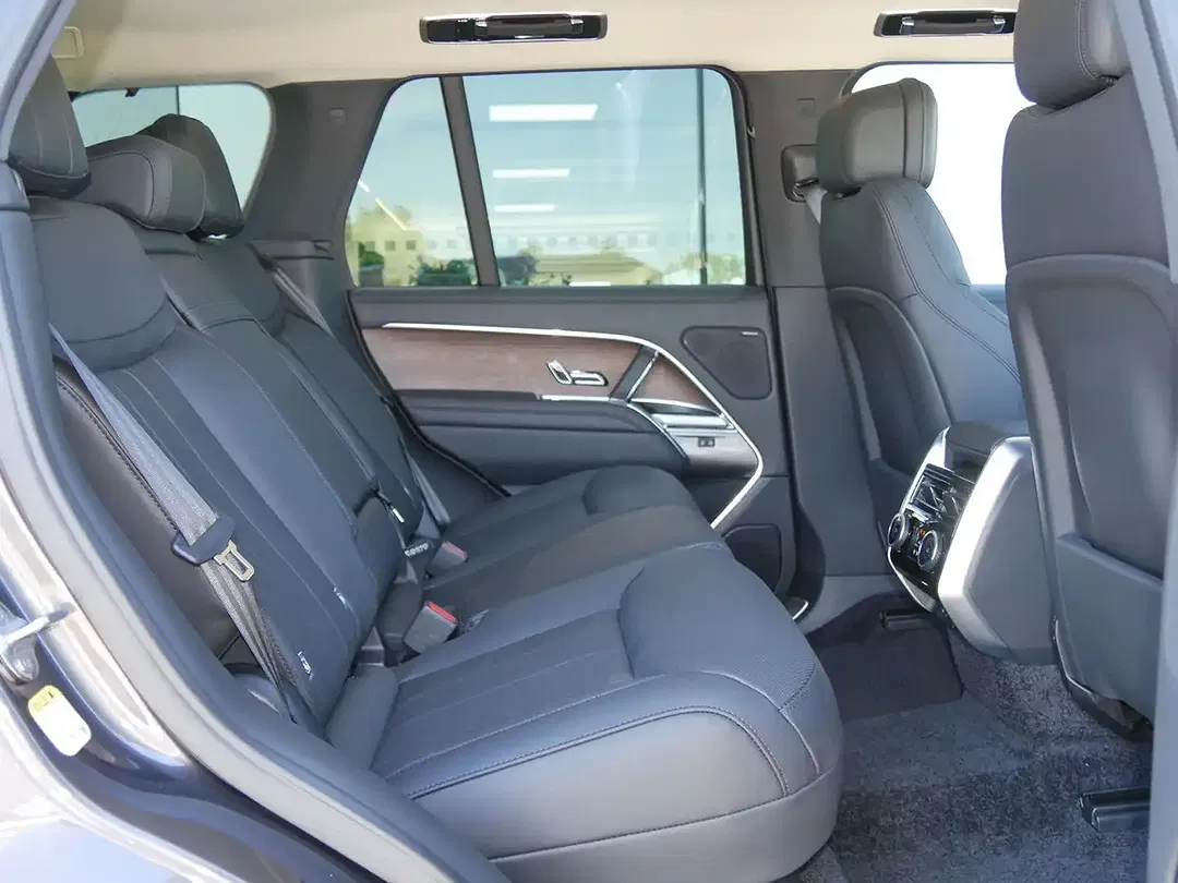 Land Rover Range Rover - Thumbnail 5