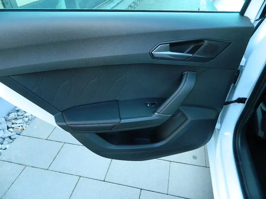 CUPRA Leon - Thumbnail 12