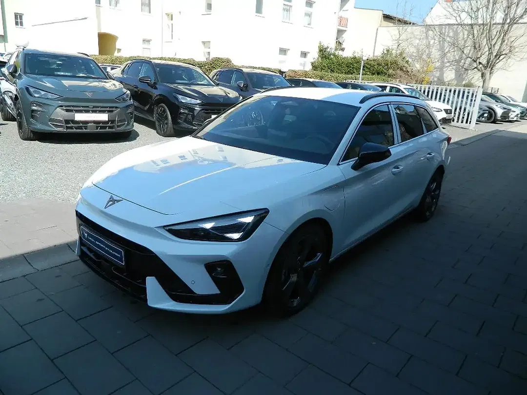CUPRA Leon - Thumbnail 3