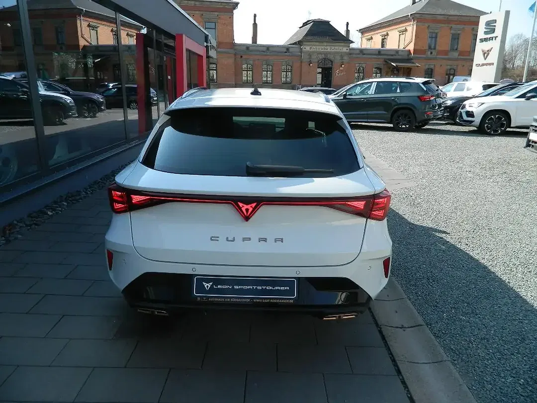 CUPRA Leon - Thumbnail 7