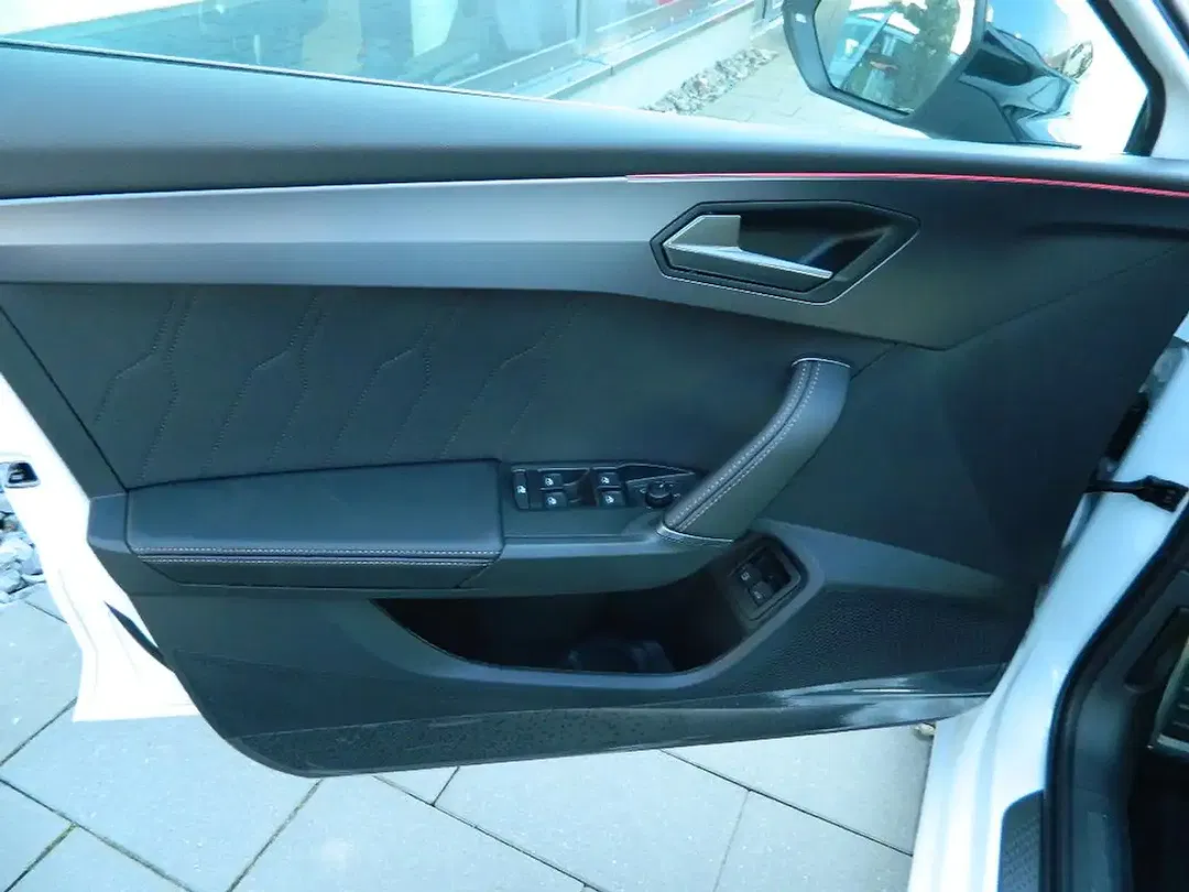 CUPRA Leon - Thumbnail 9